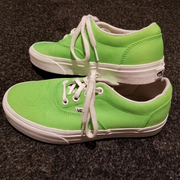 DONATED EUC Women's Neon Green Vans Authentic Sneakers - Size 5.5 - Picture 6 of 9